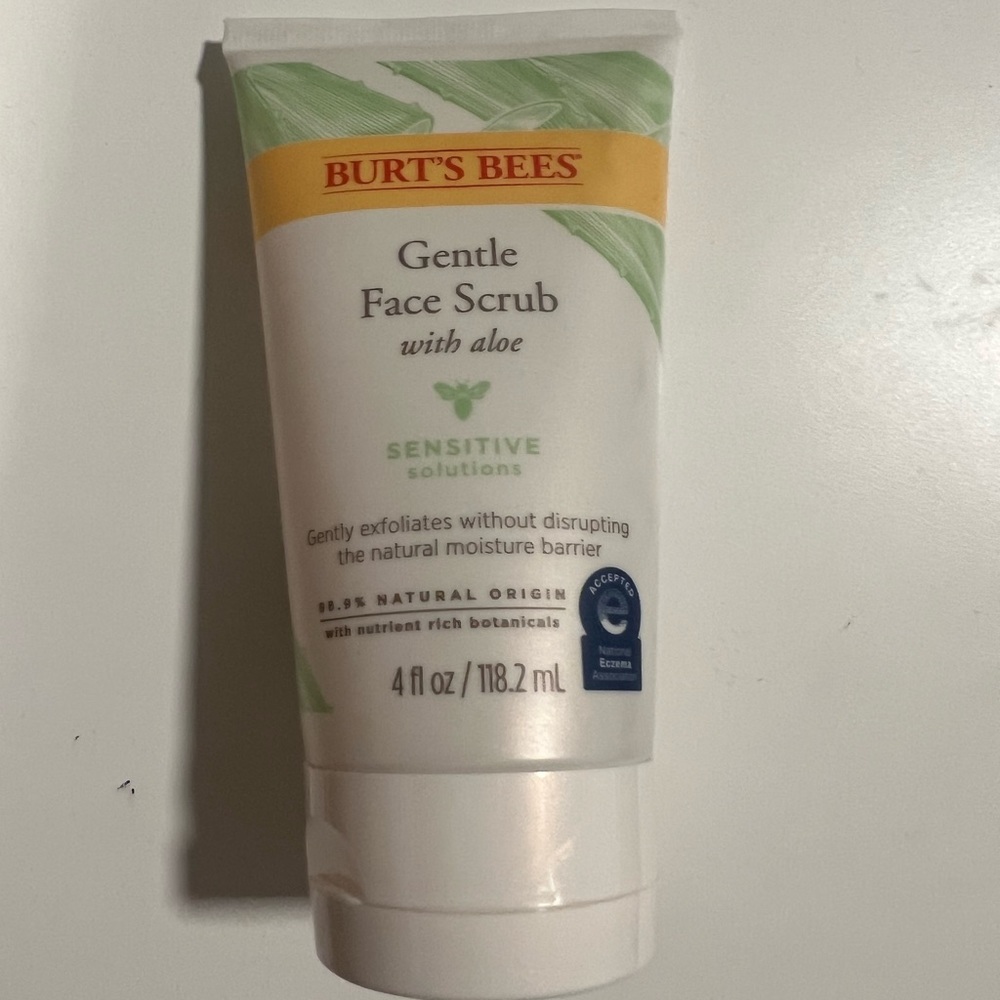 Burt’s Bee Gentle Face Scrub